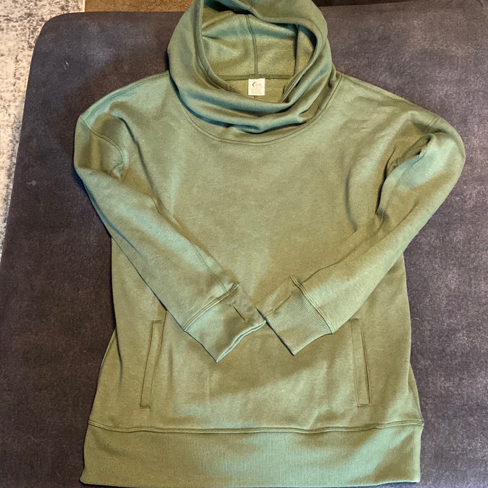 Zyia hoodie